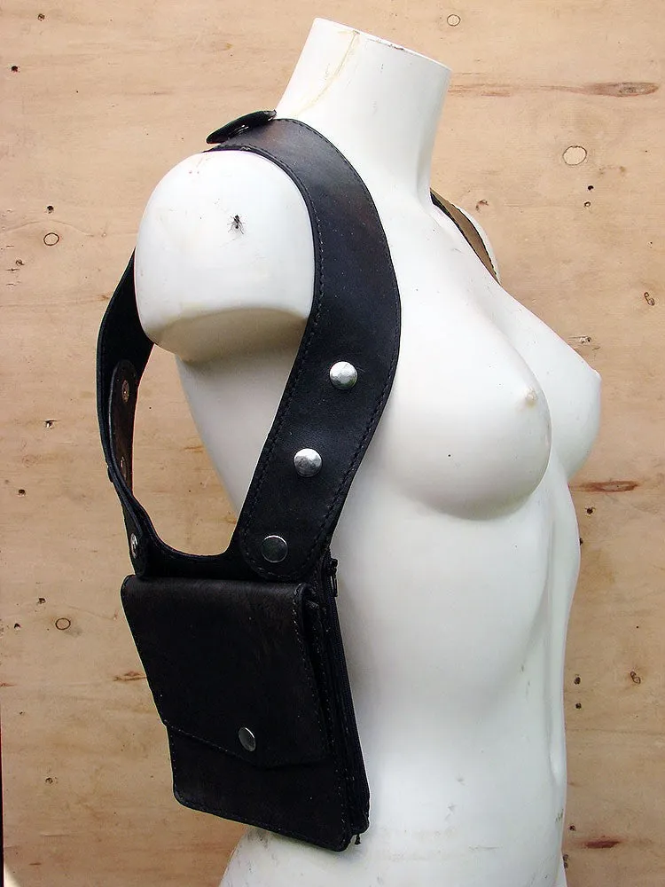 Double Holster in aged black