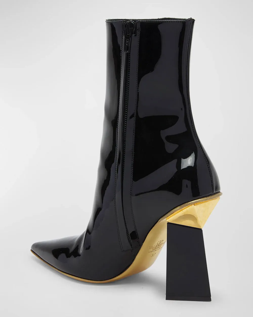 Hyper Roman Stud Solo Patent Bootie in Nero