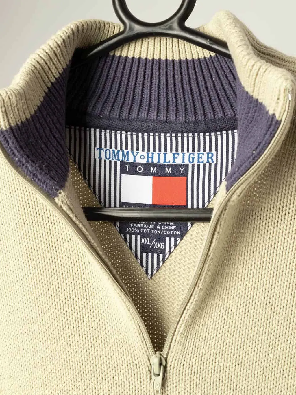 Mens vintage 90s Tommy Hilfiger knitted quarter zip pullover in beige – XL / 2XL