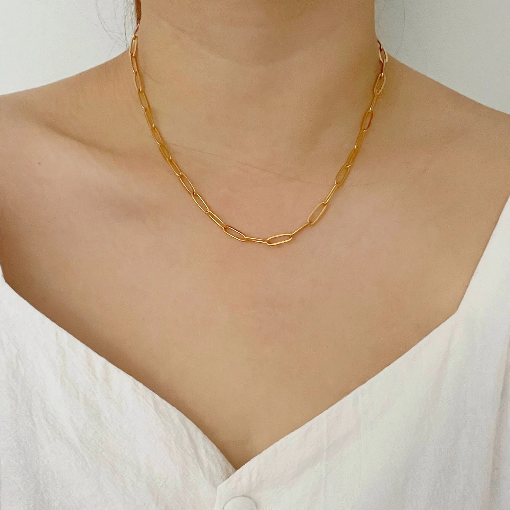 Paperclip Chain Necklace Gold