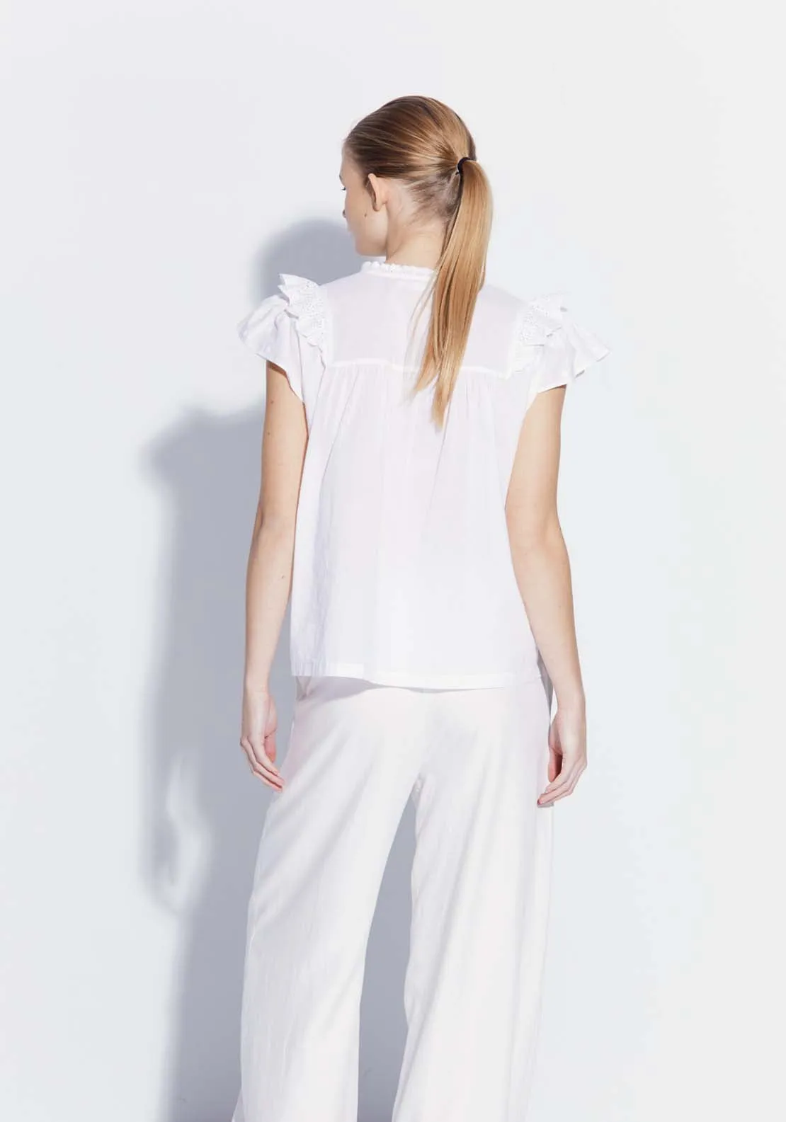 Ruffled plumetis blouse - White