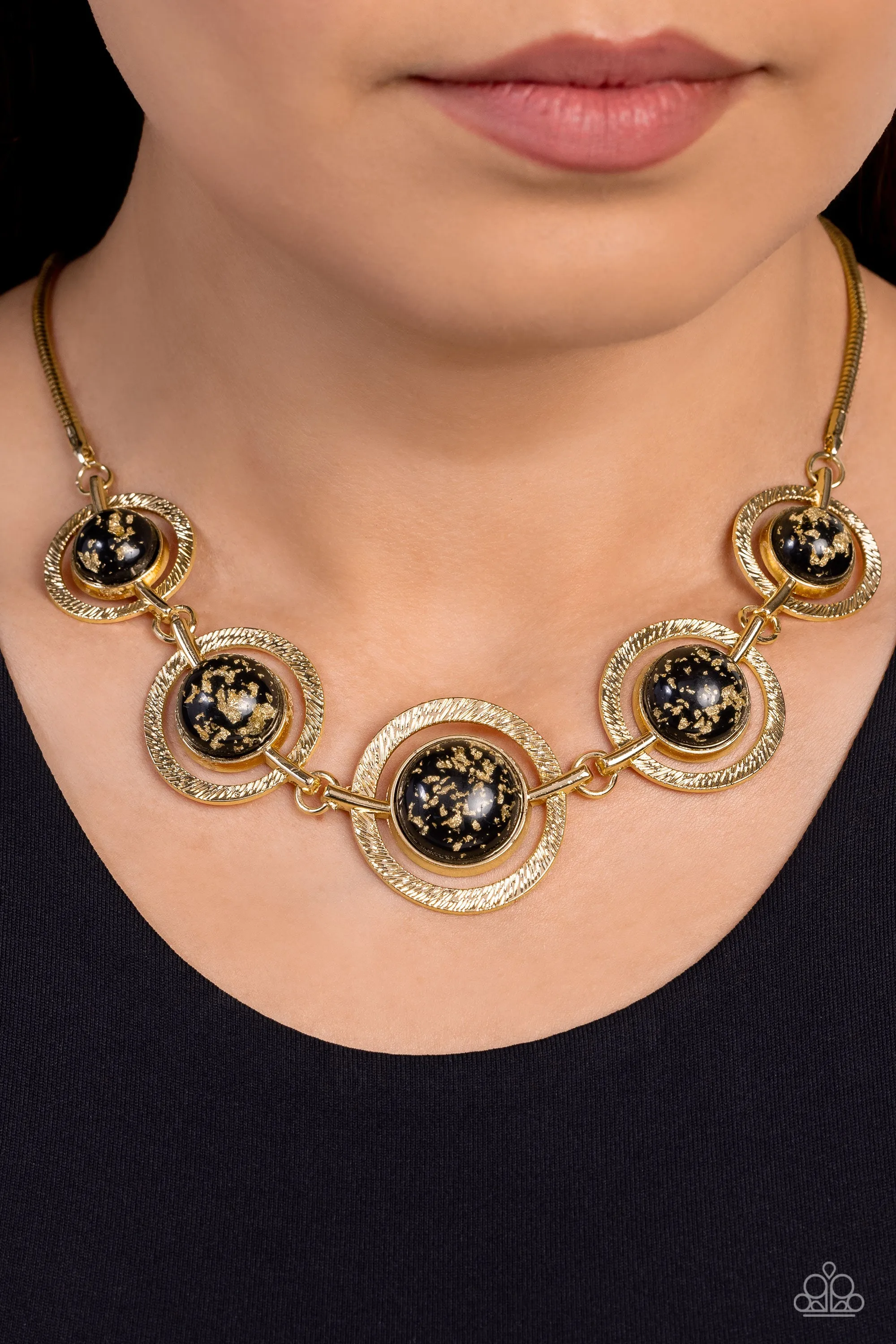 Sophisticated Showcase - Black ~ Paparazzi Necklace