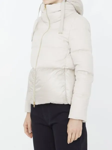 Stylish Women's Herno Down Jacket in Cream - FW23