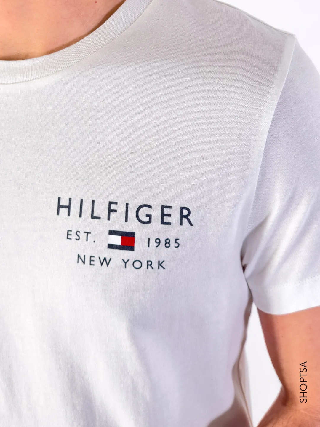 T-shirt con logo minimal - Tommy Hilfiger