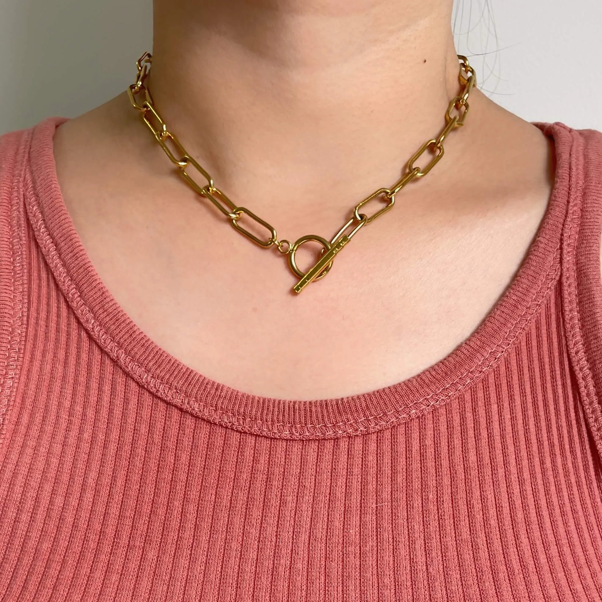 Toggle Link Chain Necklace - Gold