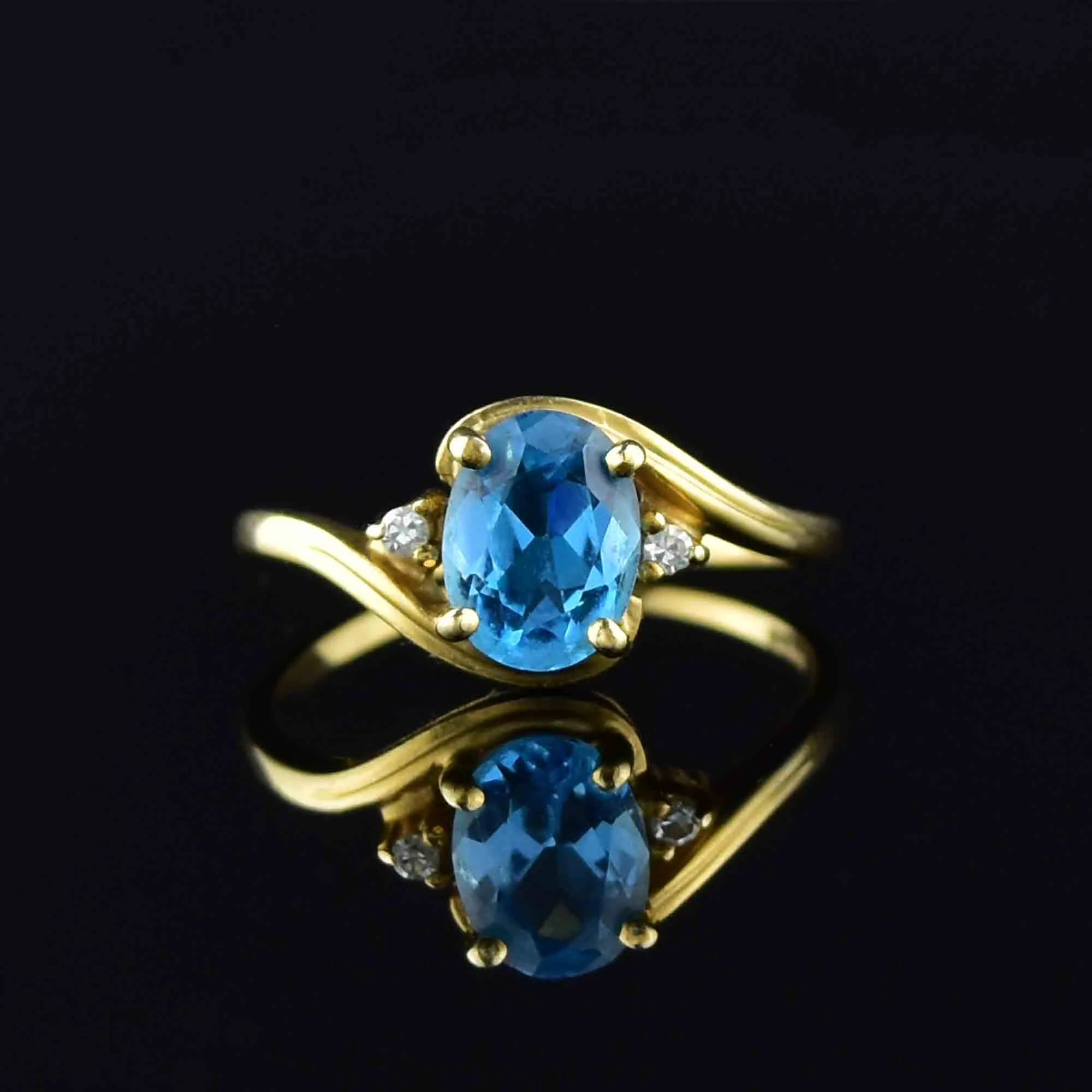 Vintage 14K Gold Swiss Blue Topaz Diamond Ring